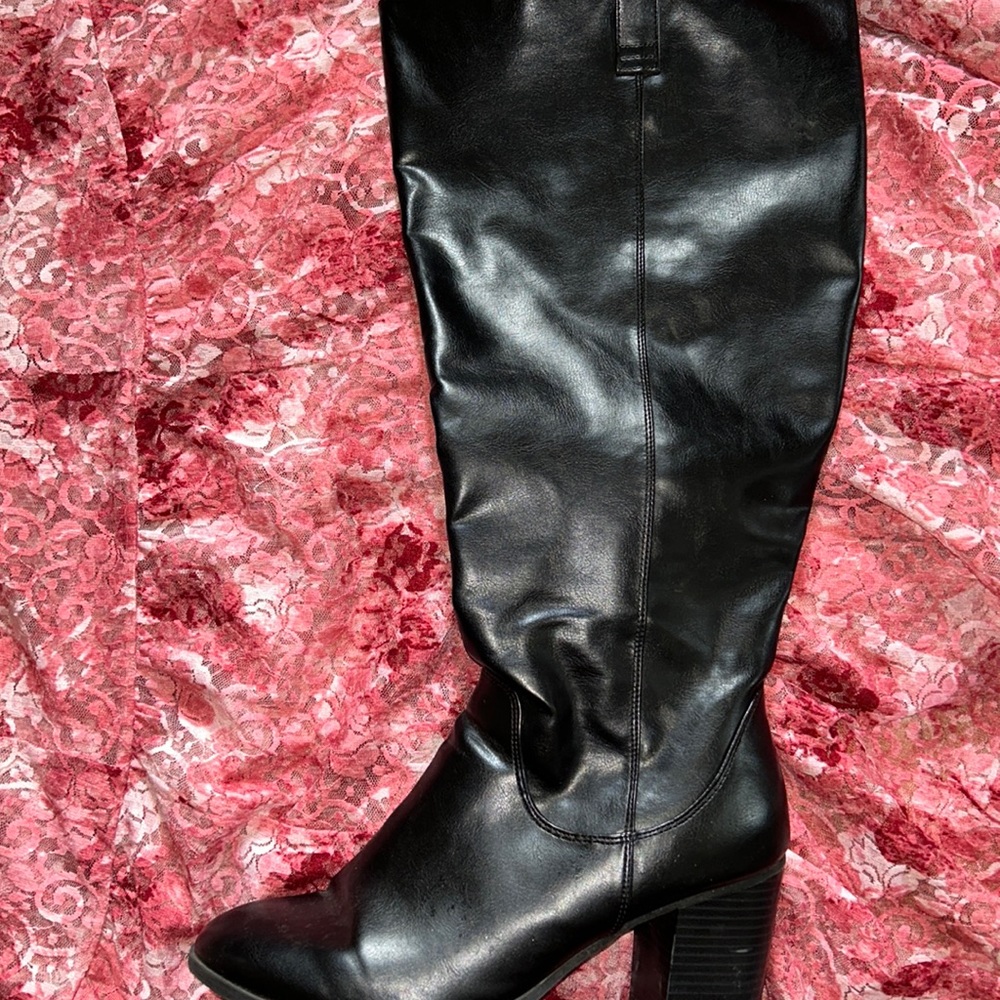 Black heeled boots (wide calf)